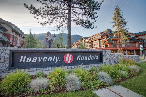 Moonlit Montreal image 3