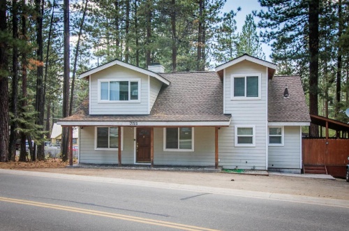 Moonlit Montreal image 30